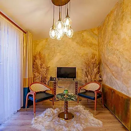 Lord Morgan & Exclusive Design Nisantasi
