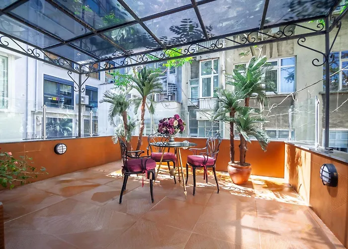 Lord Morgan & Exclusive Design Nisantasi